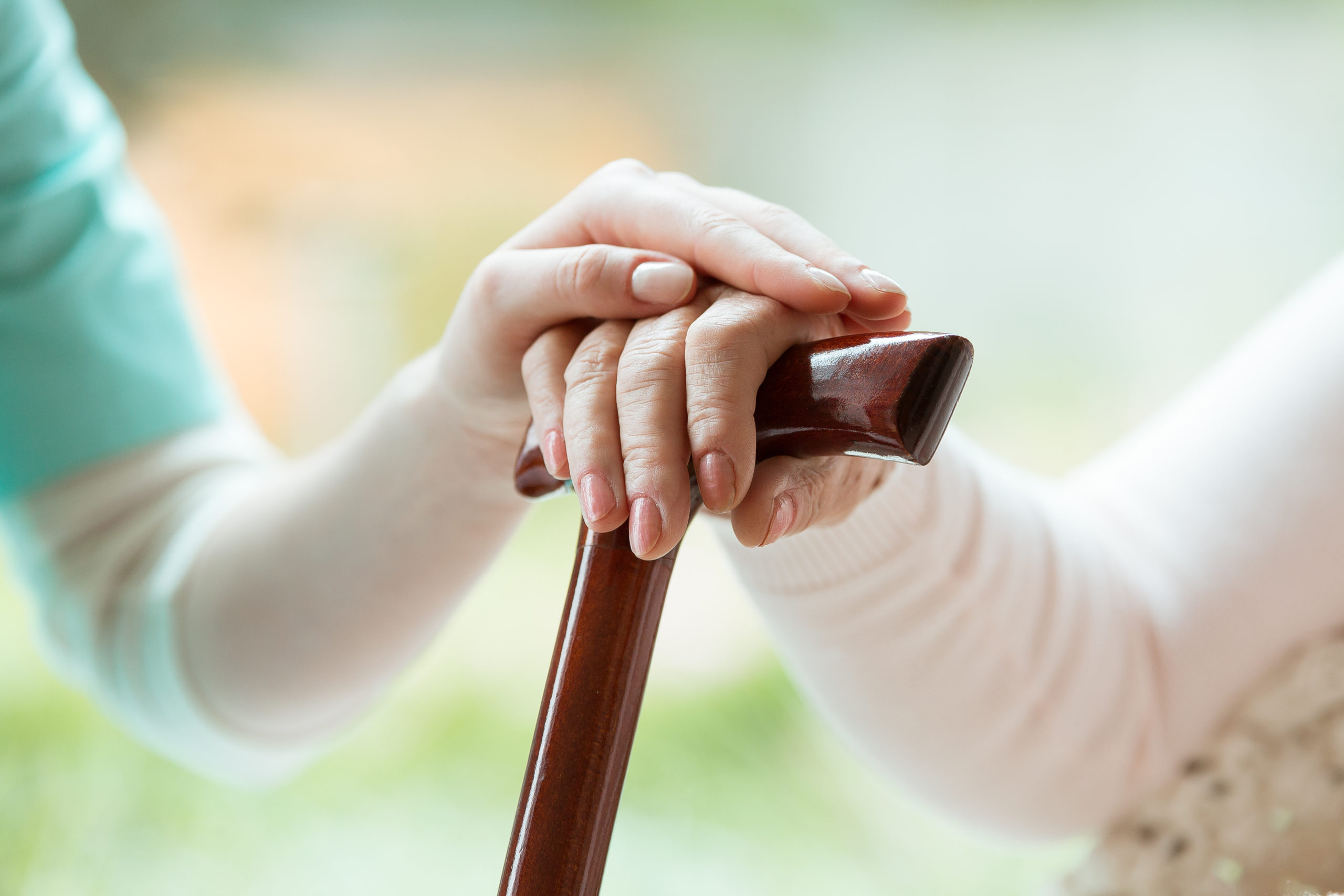 Assurance santé : quelle est la prise en charge dans le cas d’une aide à domicile ?