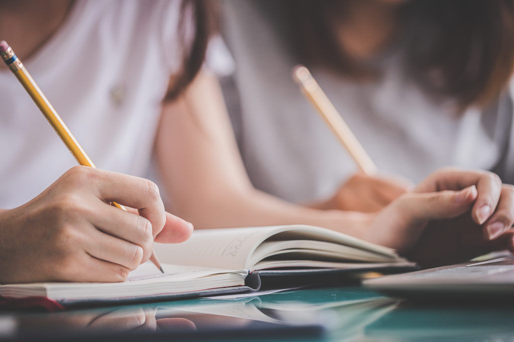 assurances étudiants