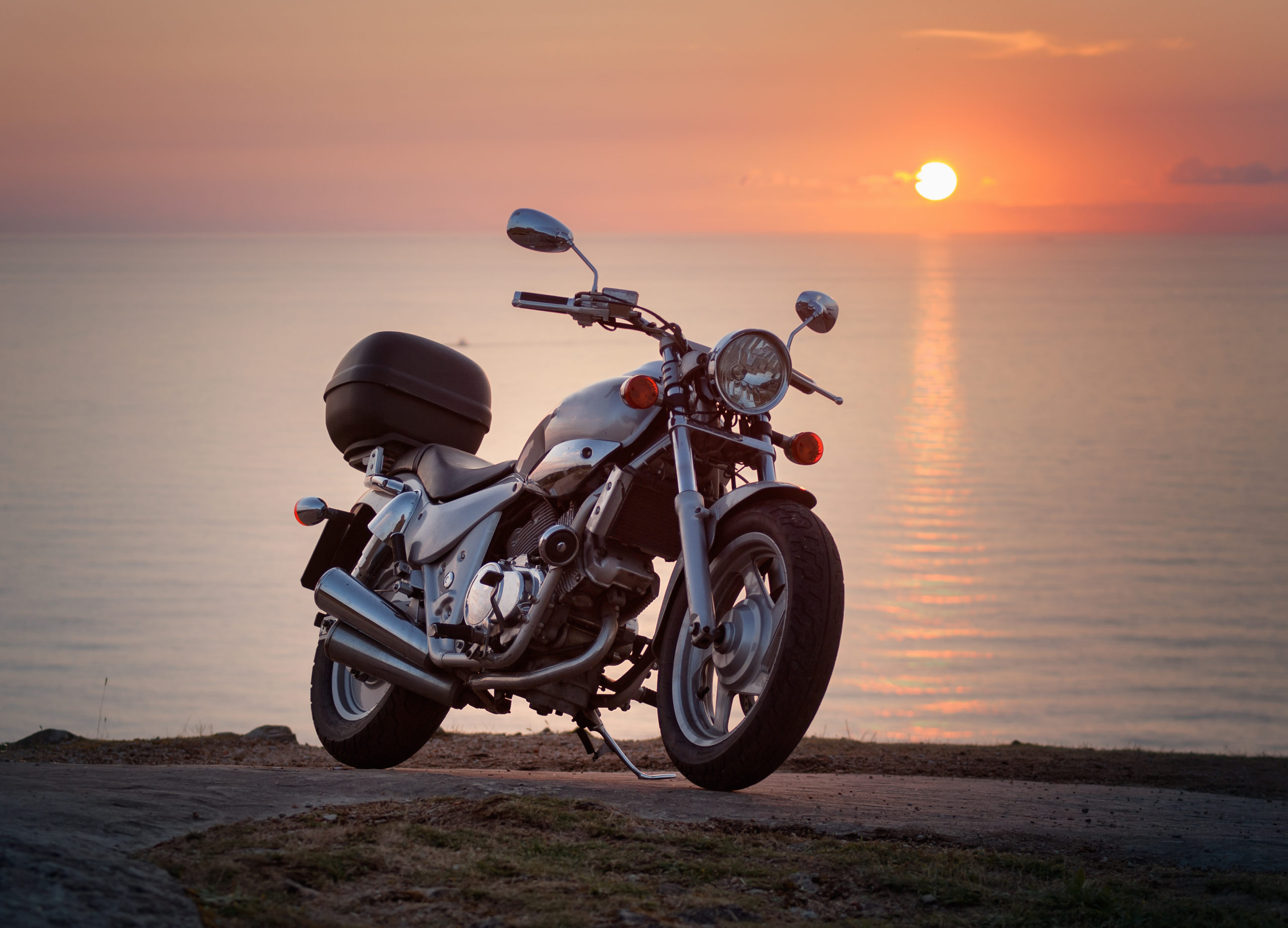 Conseils assurance moto tiers, vol et incendie