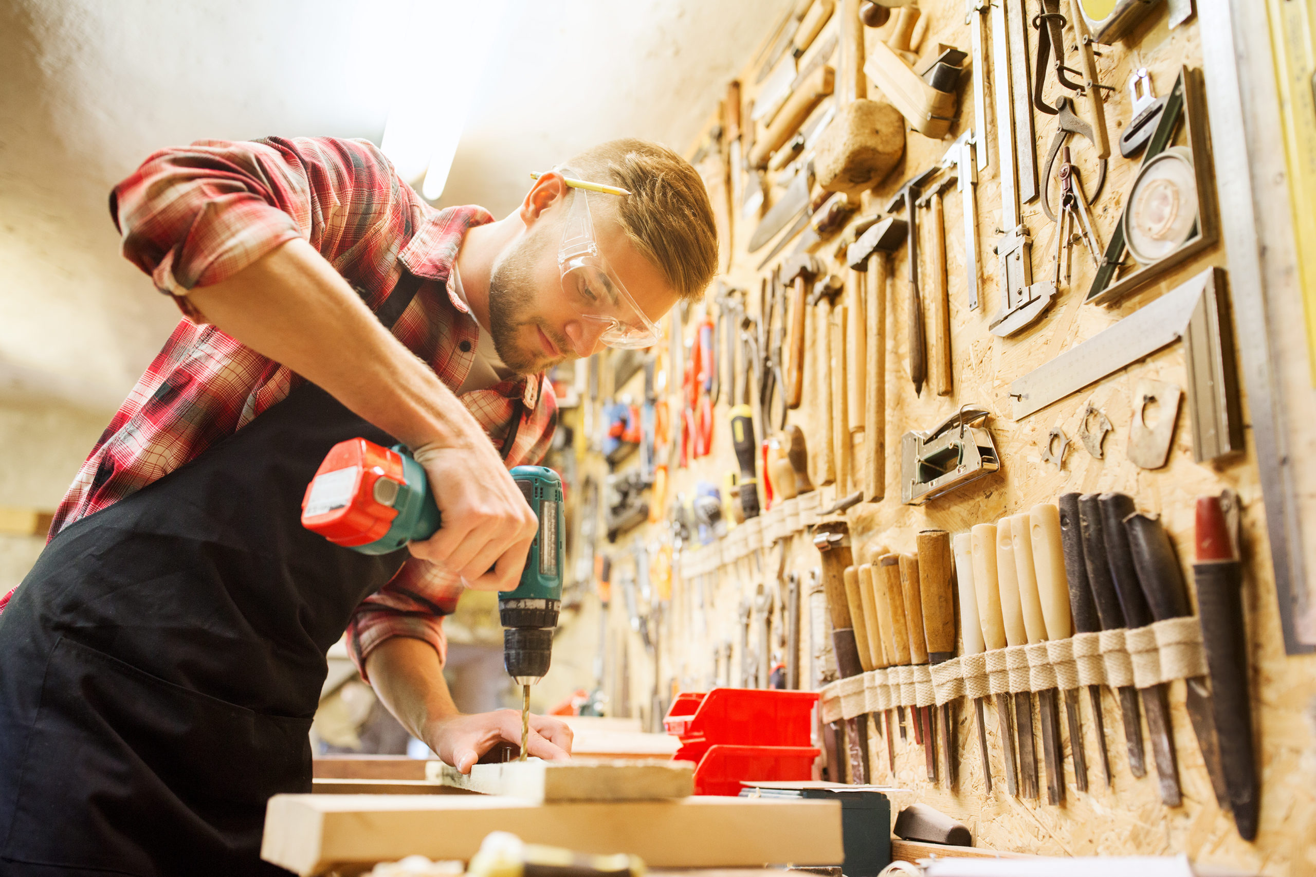 Assurance accident de la vie : le bricolage, source des principaux accidents du quotidien